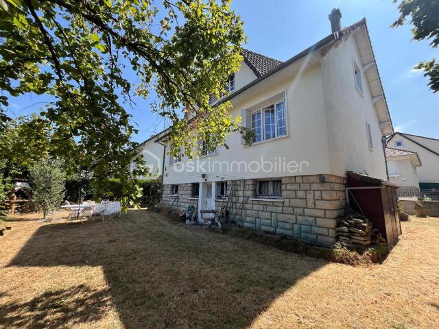 Maison 8 pièces 178 m²