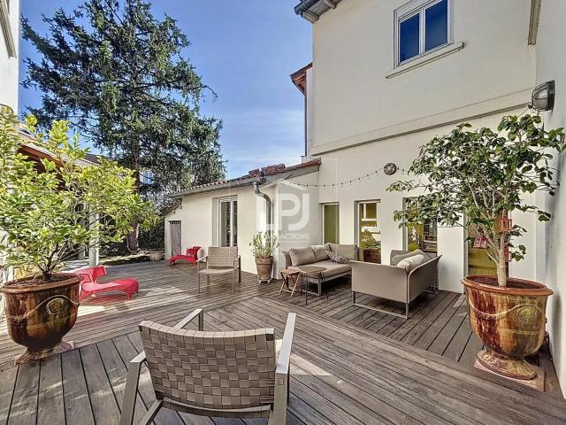 Maison 8 pièces 178 m²