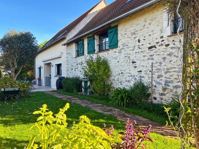 Maison 8 pièces 179 m²