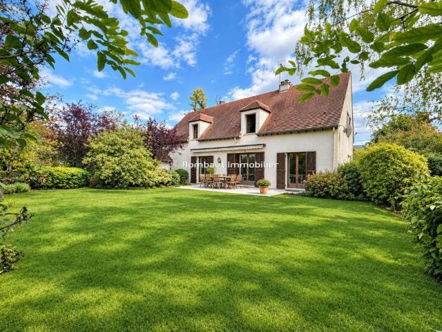 Maison 8 pièces 179 m²