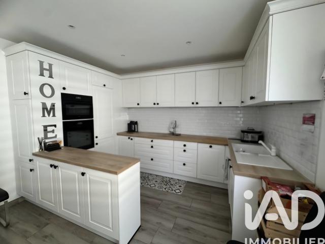 Maison 8 pièces 179 m²