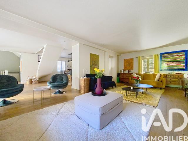 Maison 8 pièces 179 m²