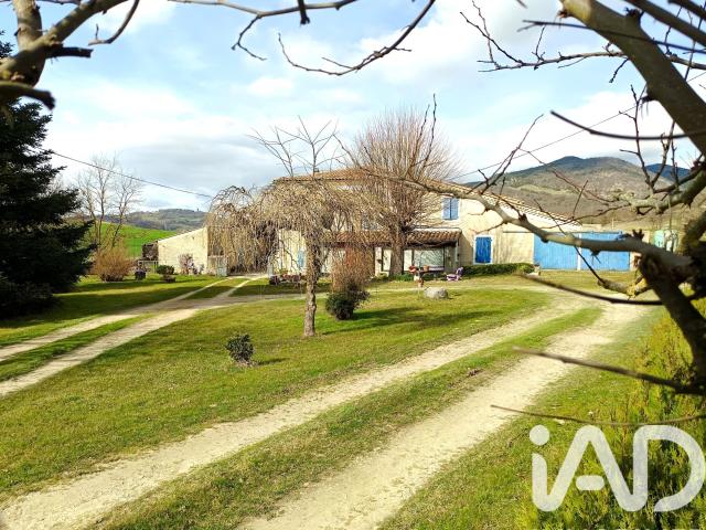 Maison 8 pièces 170 m²