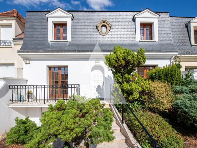 Maison 8 pièces 170 m²