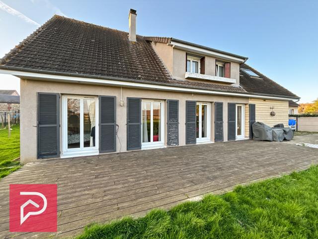 Maison 8 pièces 170 m²