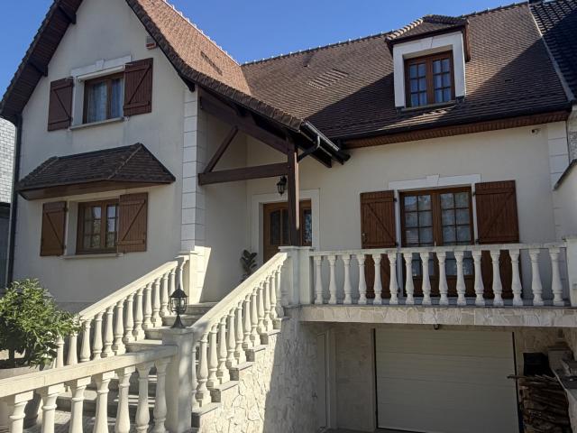 Maison 8 pièces 170 m²
