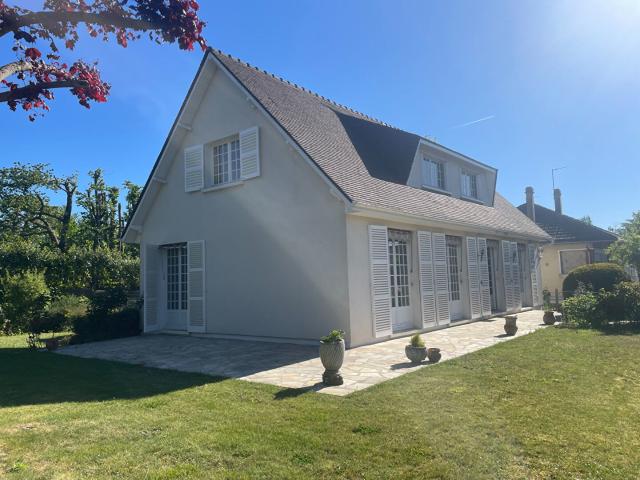 Maison 8 pièces 162 m²