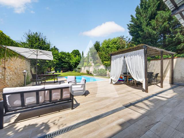 Maison 8 pièces 170 m²