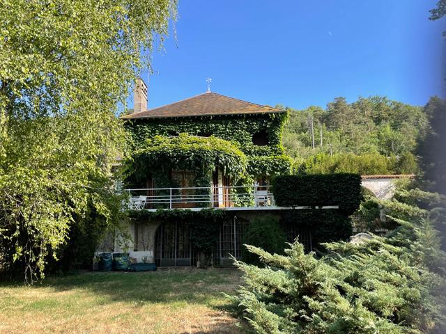 Maison 8 pièces 170 m²