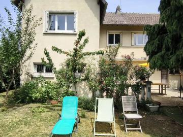 Maison 8 pièces 170 m²