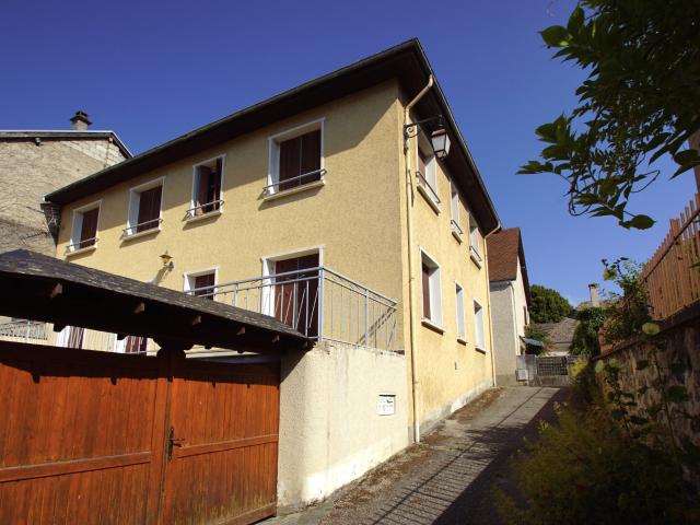 Maison 8 pièces 170 m²