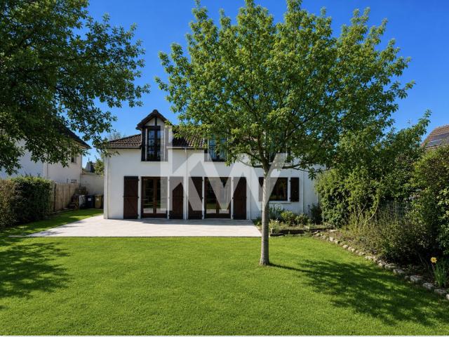 Maison 8 pièces 170 m²