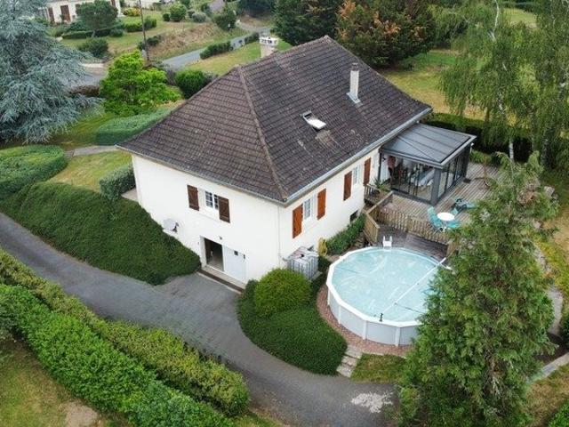 Maison 8 pièces 170 m²