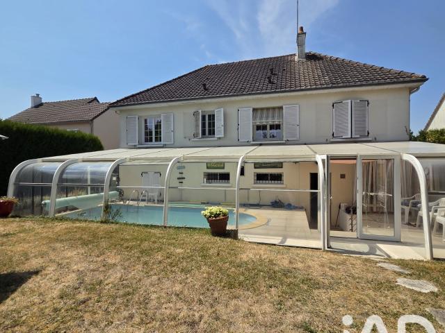 Maison 8 pièces 170 m²