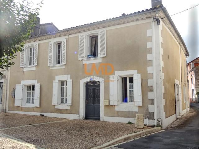 Maison 8 pièces 170 m²