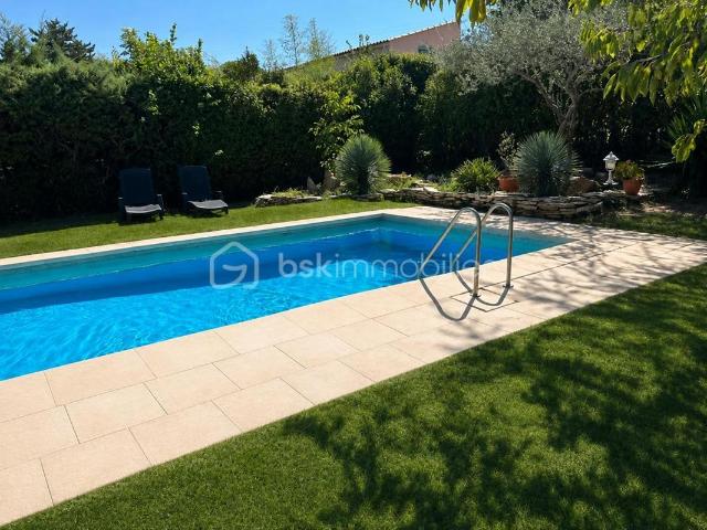 Maison 8 pièces 170 m²