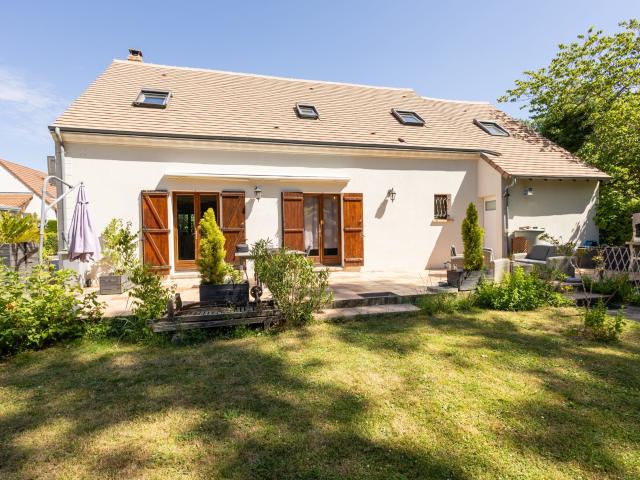 Maison 8 pièces 170 m²