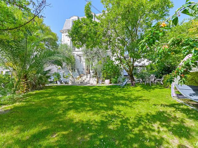 Maison 8 pièces 170 m²