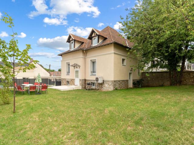 Maison 8 pièces 171 m²