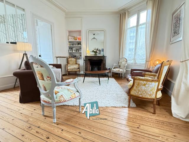 Maison 8 pièces 171 m²