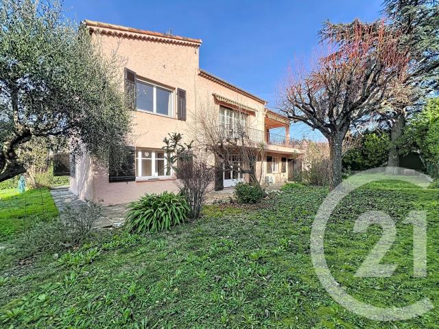 Maison 8 pièces 171 m²