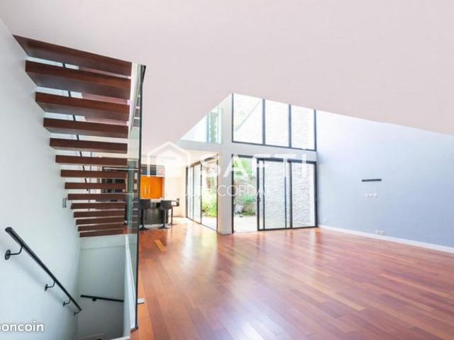 Maison 8 pièces 175 m²