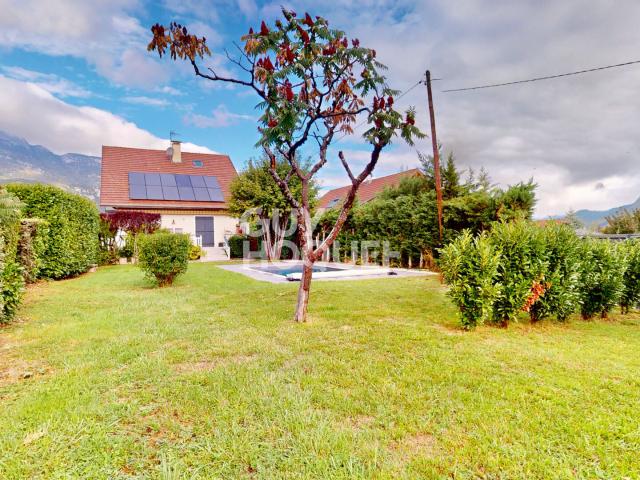 Maison 8 pièces 172 m²