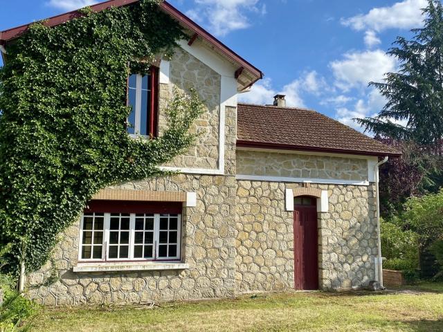 Maison 8 pièces 173 m²