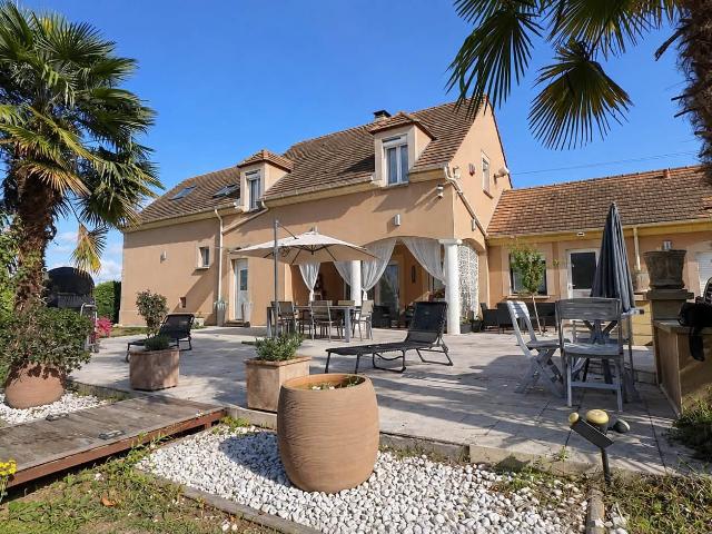 Maison 8 pièces 173 m²
