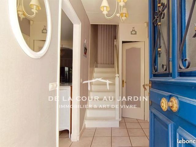 Maison 8 pièces 173 m²