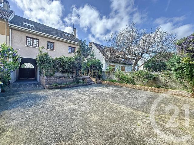Maison 8 pièces 173 m²