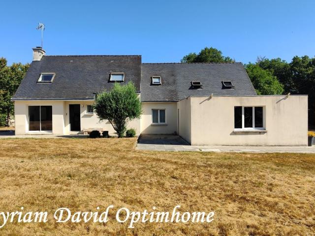 Maison 8 pièces 173 m²