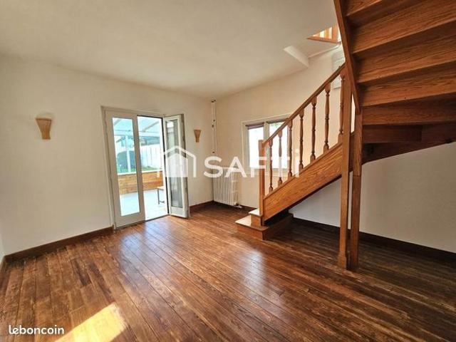 Maison 8 pièces 184 m²