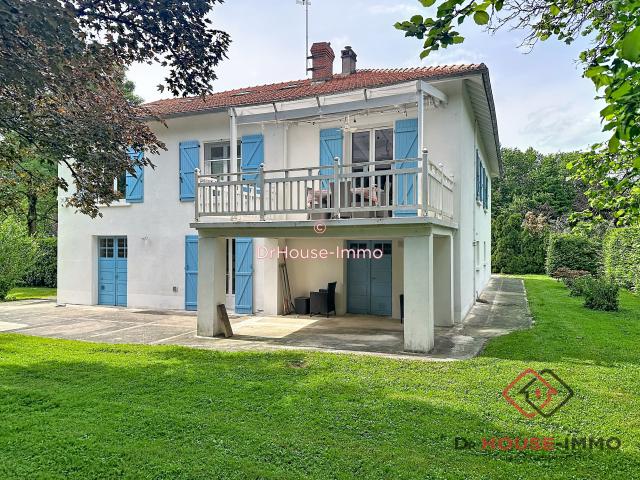 Maison 8 pièces 184 m²