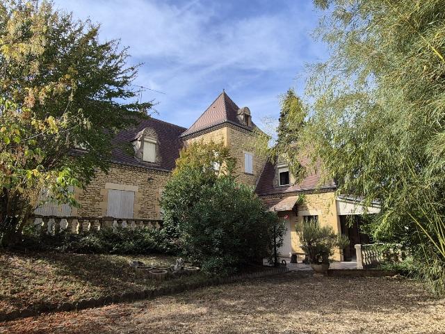 Maison 8 pièces 184 m²