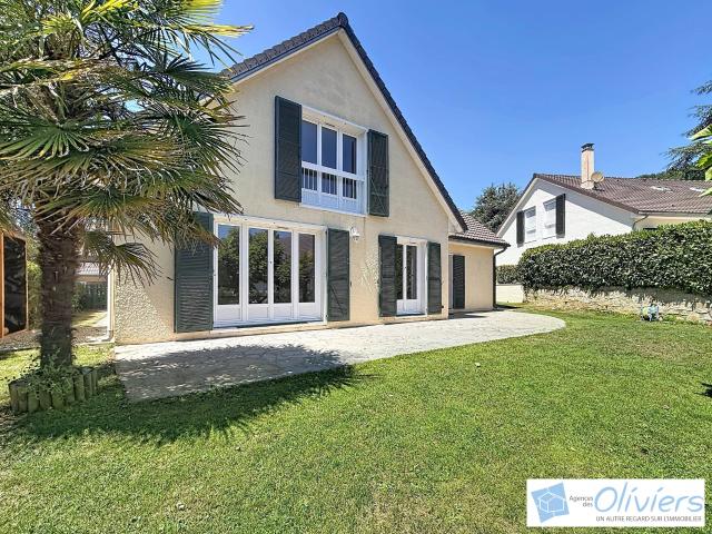 Maison 8 pièces 184 m²
