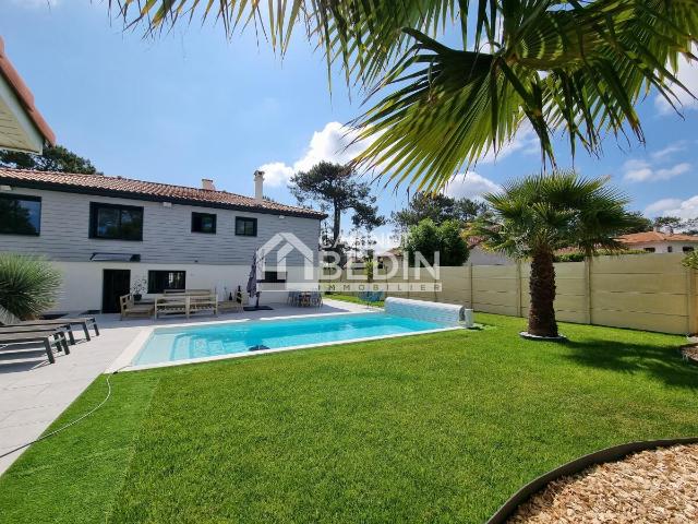Maison 8 pièces 185 m²
