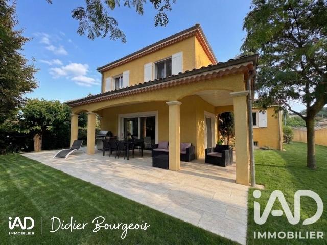 Maison 8 pièces 185 m²