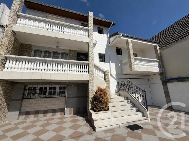 Maison 8 pièces 185 m²