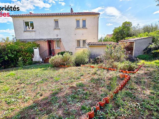 Maison 8 pièces 185 m²