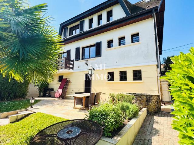 Maison 8 pièces 185 m²