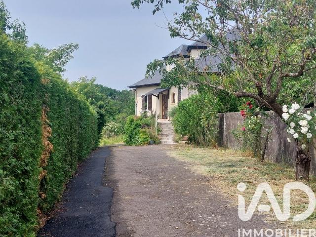 Maison 8 pièces 185 m²