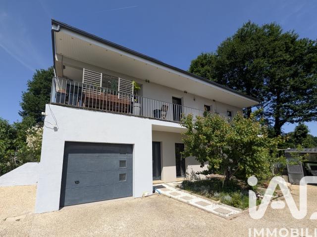 Maison 8 pièces 185 m²