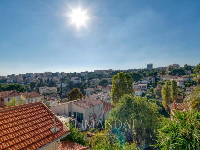 Maison 8 pièces 185 m²