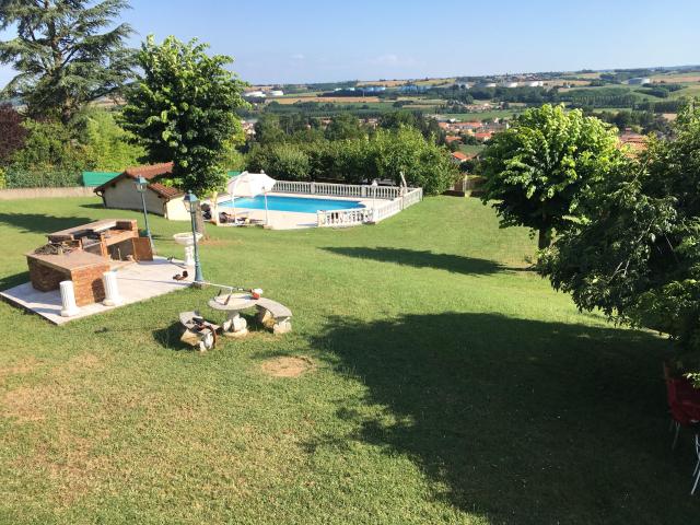 Maison 8 pièces 186 m²
