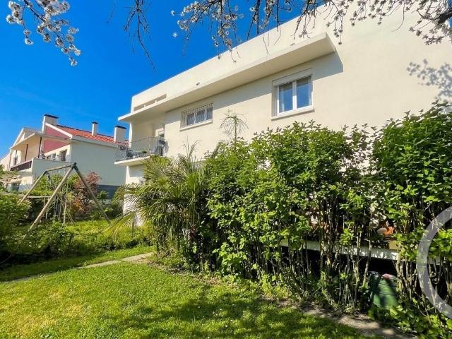 Maison 8 pièces 186 m²