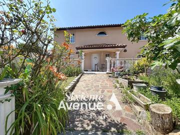 Maison 8 pièces 186 m²