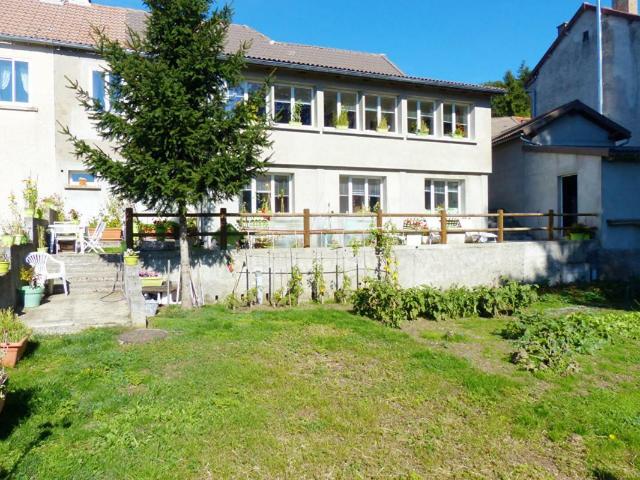 Maison 8 pièces 186 m²