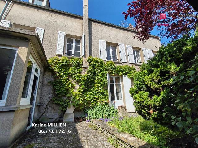 Maison 8 pièces 186 m²
