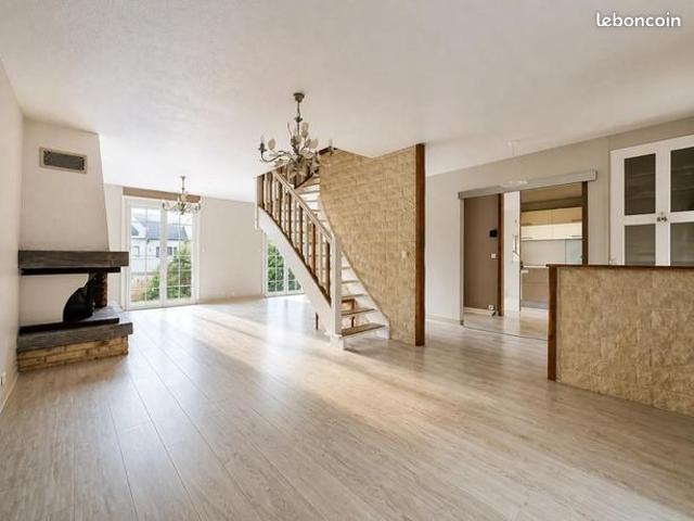 Maison 8 pièces 186 m²